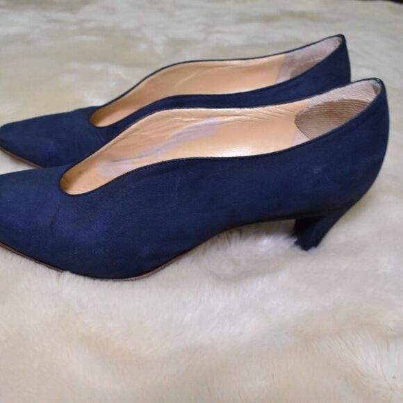 Charles Jourdan VTG Navy Blue Suede Pumps 2" Heel Size 8.5 Italy Elegant Chic - Picture 4 of 14